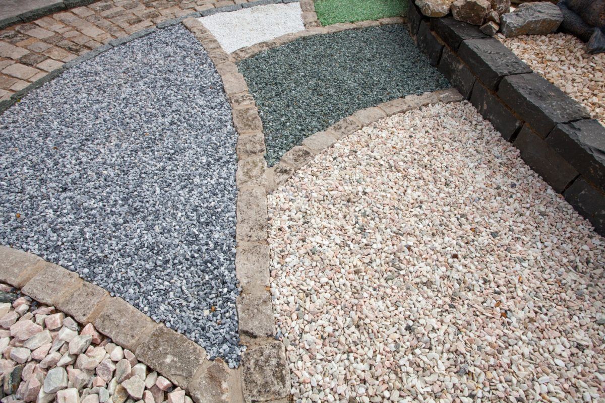 So finden Sie den richtigen Zierkies und Splitt für Ihren Garten